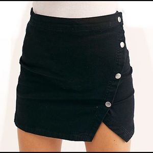 NWOT   FREE PEOPLE Notched Denim Mini Skirt, black